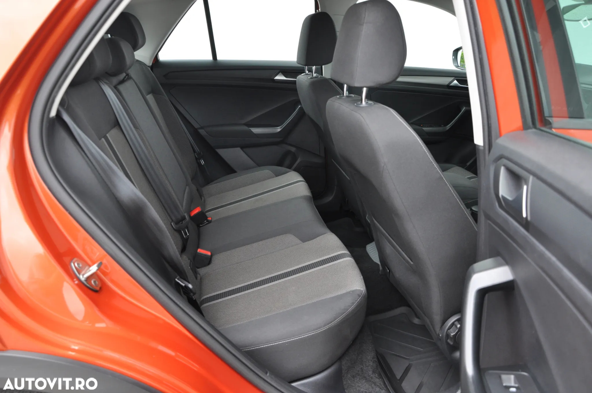 Volkswagen T-ROC 2.0 TDI DSG Design - 26
