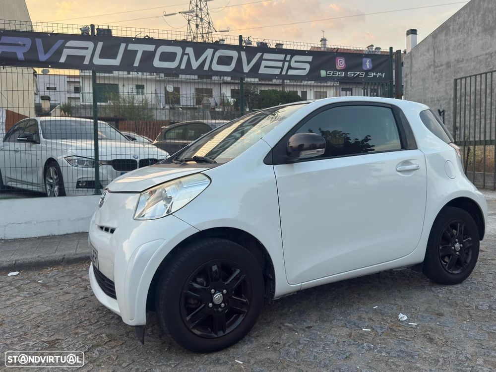Toyota iQ 1.0 - 1