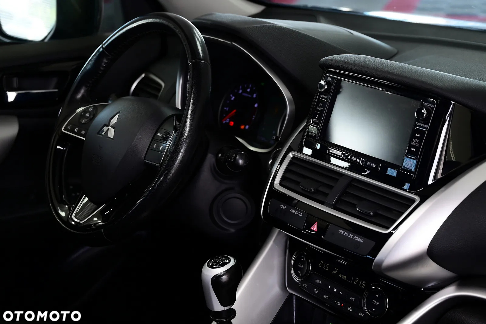 Mitsubishi Eclipse Cross - 26