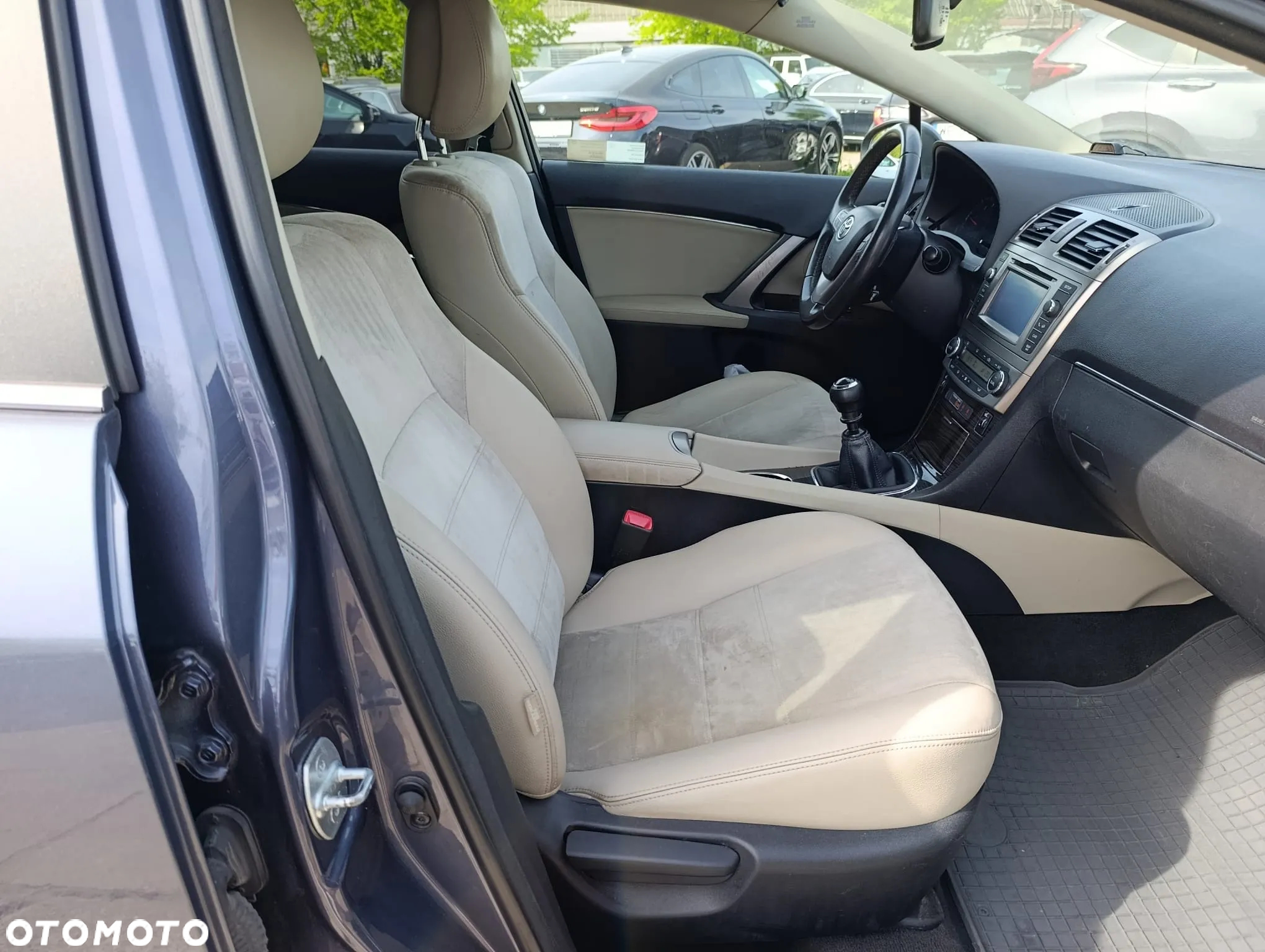 Toyota Avensis 2.2 D-4D Prestige - 7