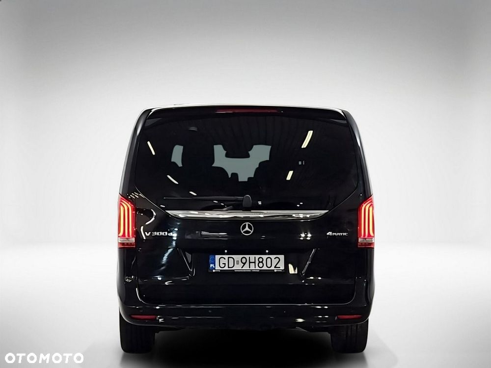 Mercedes-Benz Klasa V 300 d 4-Matic Exclusive 9G-Tronic (d³ugi) - 4