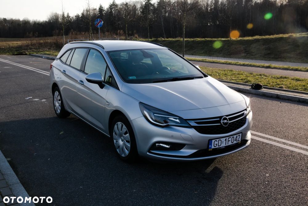 Opel Astra 1.6 CDTI Enjoy S&S - 2