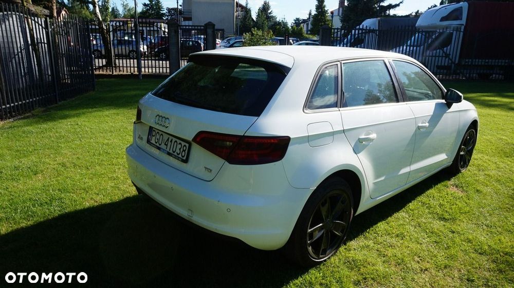 Audi A3 Sportback - 5