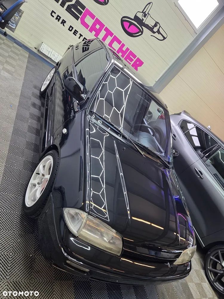 Suzuki Swift 1.3 16V GTi - 18