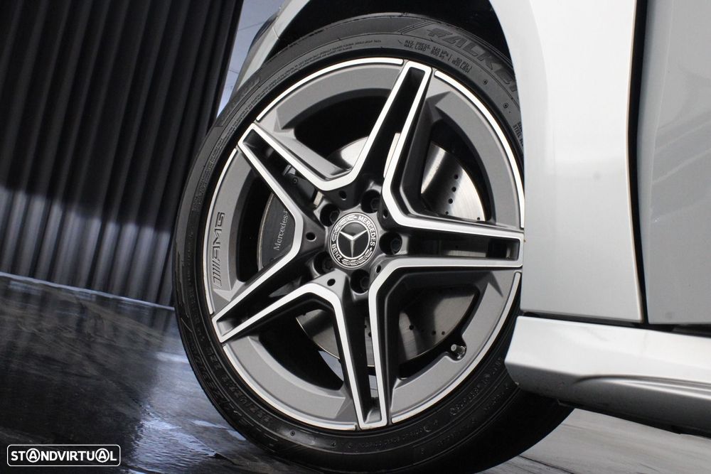 Mercedes-Benz A 250 e AMG Line - 55