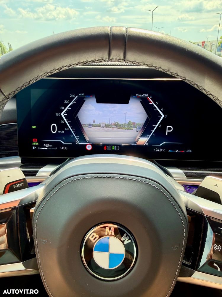 BMW Seria 7 - 11