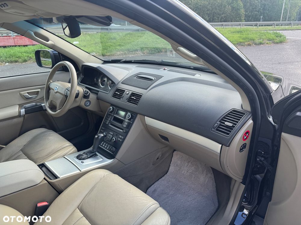 Volvo XC 90 - 10