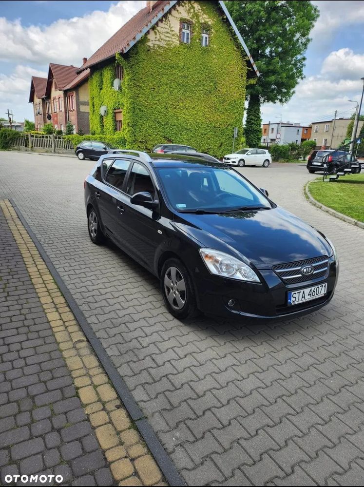 Kia Ceed Cee'd 1.4 Comfort - 1
