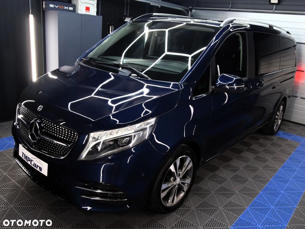 Mercedes-Benz Klasa V - 24