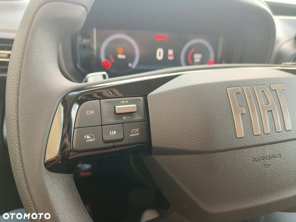 Fiat Qubo - 16