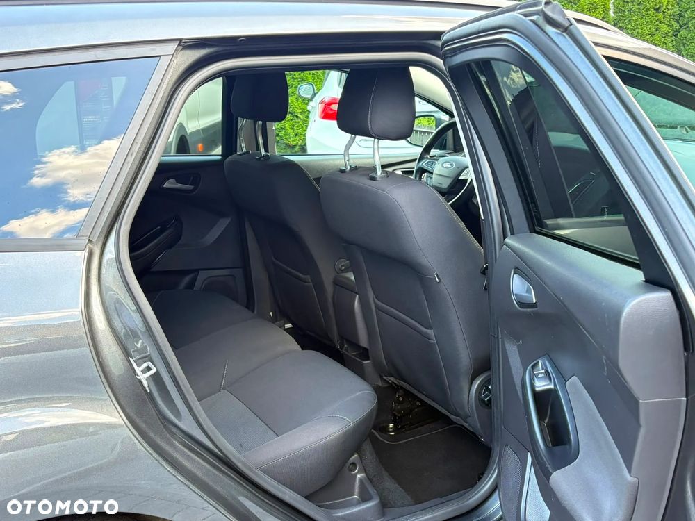 Ford Focus 1.0 EcoBoost SYNC Edition ASS PowerShift - 24