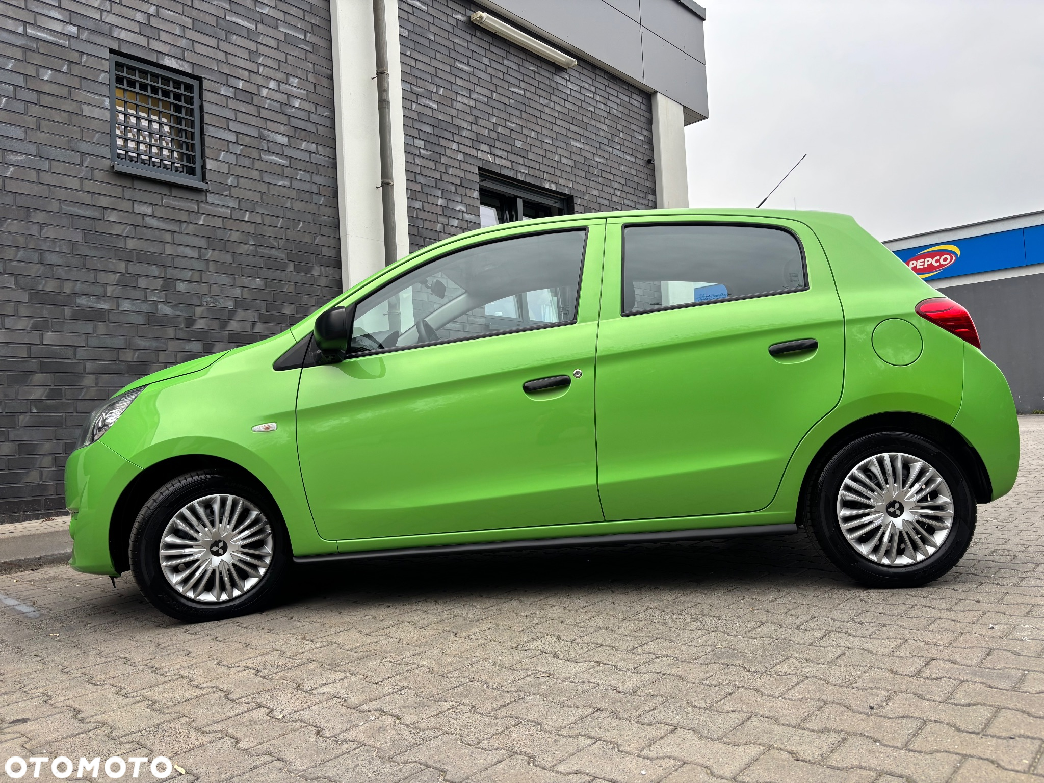 Mitsubishi Space Star 1.0 Inform - 14