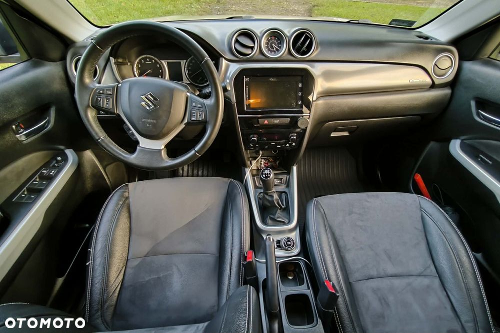 Suzuki Vitara 1.6 XLED 2WD - 8