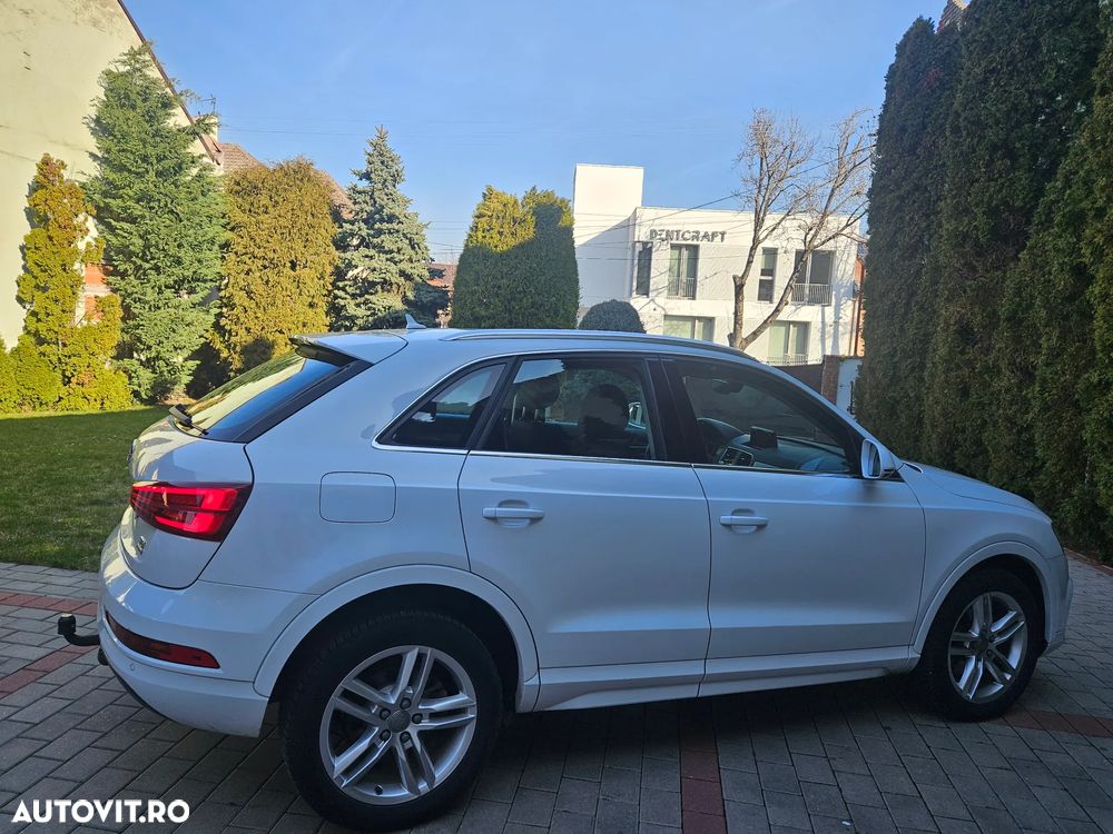 Audi Q3 2.0 TDI Quattro Stronic Design - 9