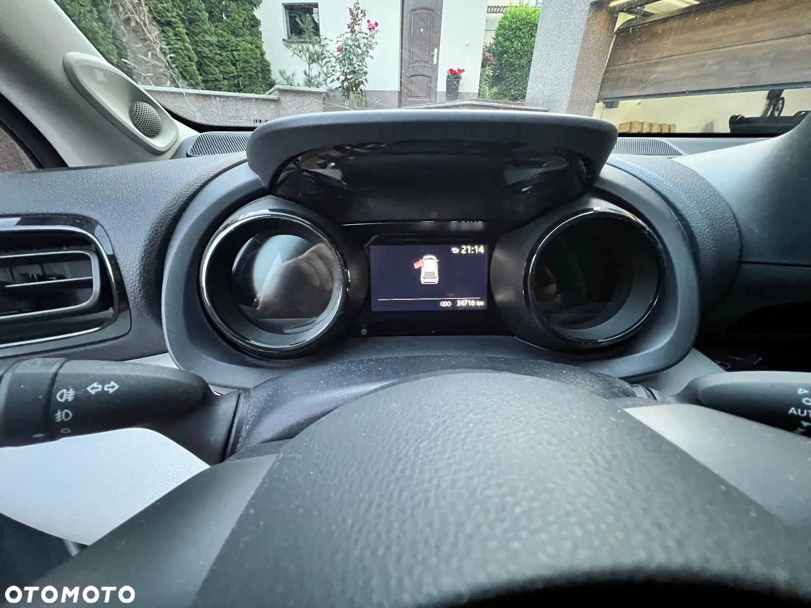 Toyota Yaris Hybrid 1.5 Executive - 8