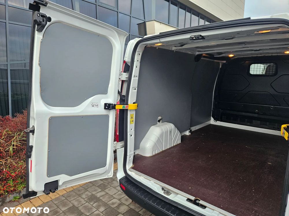 Ford Transit Custom - 12