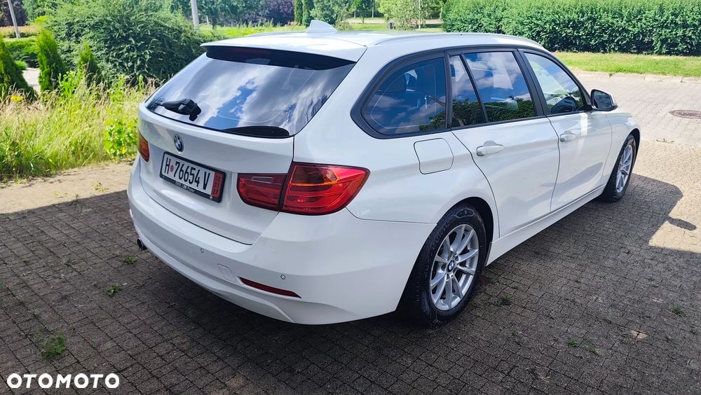 BMW Seria 3 - 18