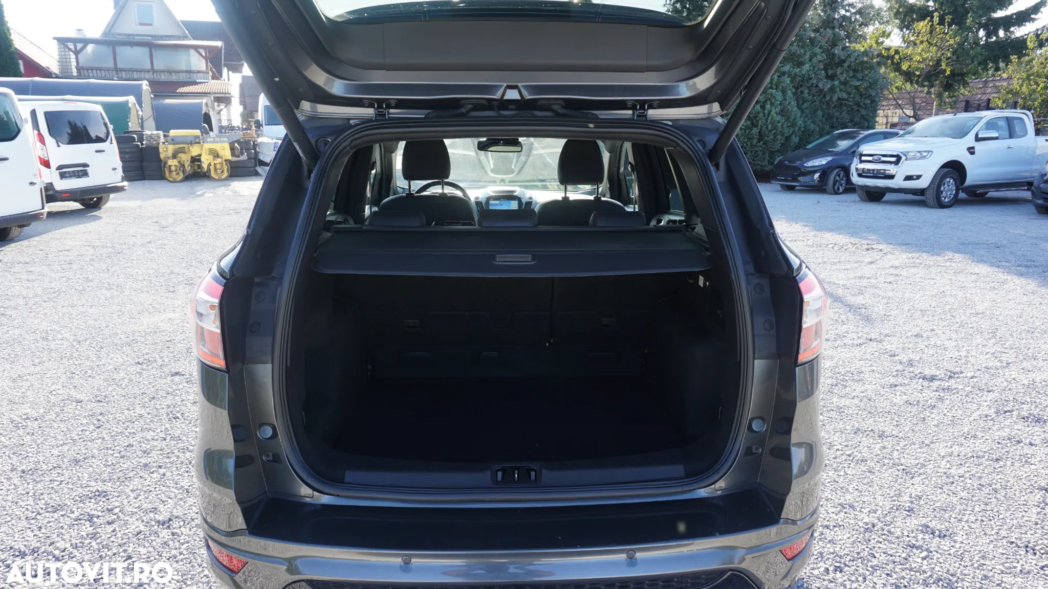 Ford Kuga 1.5 EcoBoost 4x4 Aut. ST-Line - 13