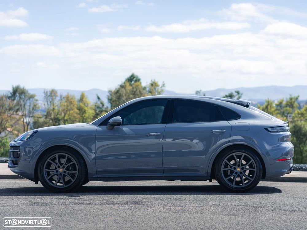 Porsche Cayenne Coupé E-Hybrid - 2