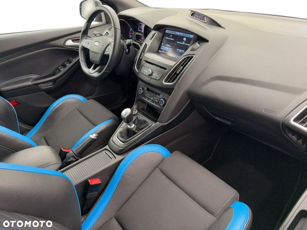 Ford Focus - 15