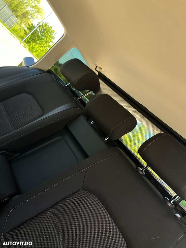 Volkswagen Passat 2.0 TDI Comfortline - 20