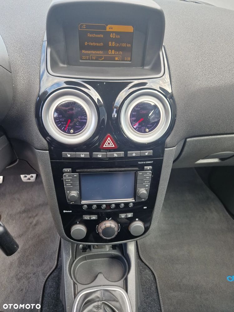 Opel Corsa 1.6 Turbo OPC - 22