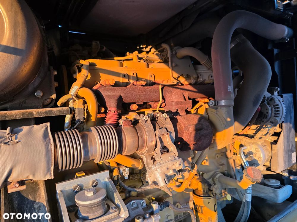Caterpillar M318F, 2019 ROK, 6200 MTH, OIL QUICK - 15