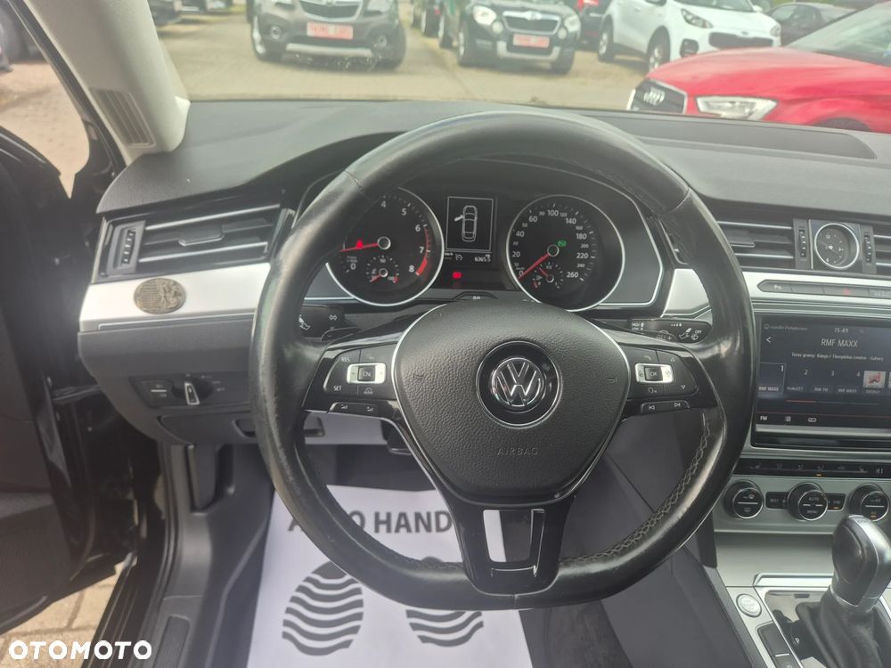 Volkswagen Passat 1.8 TSI BMT Comfortline DSG - 11