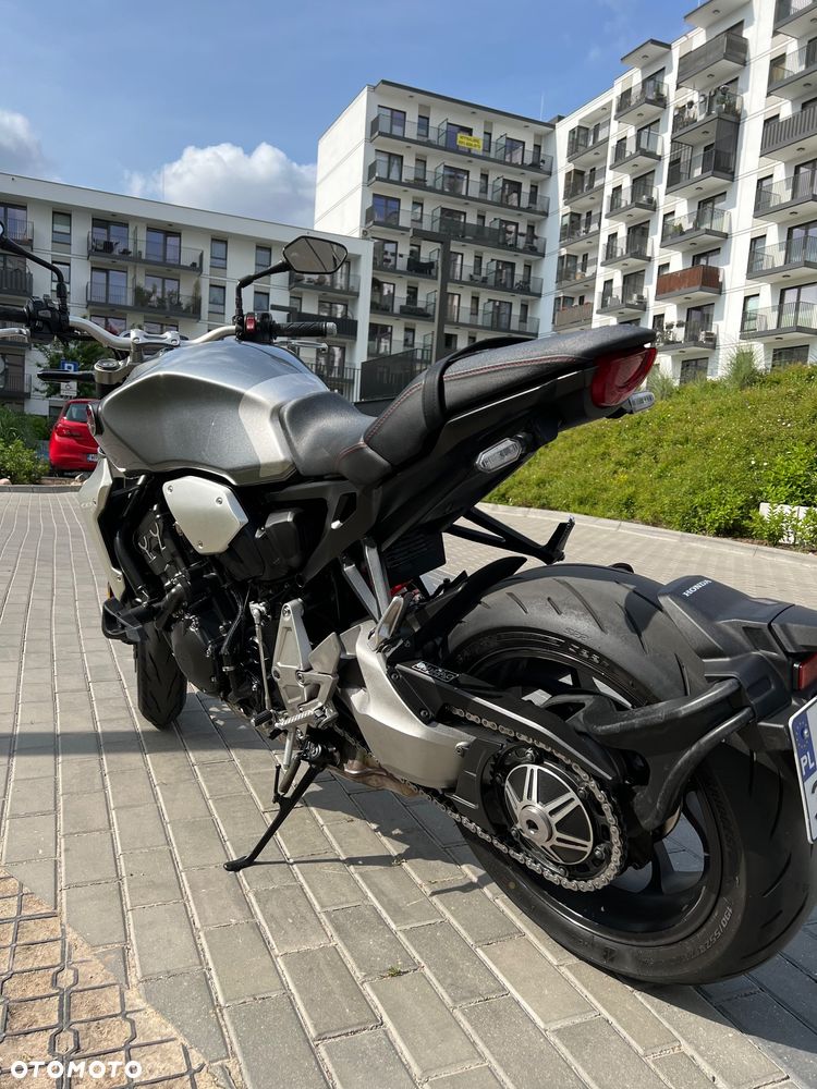 Honda CB - 7