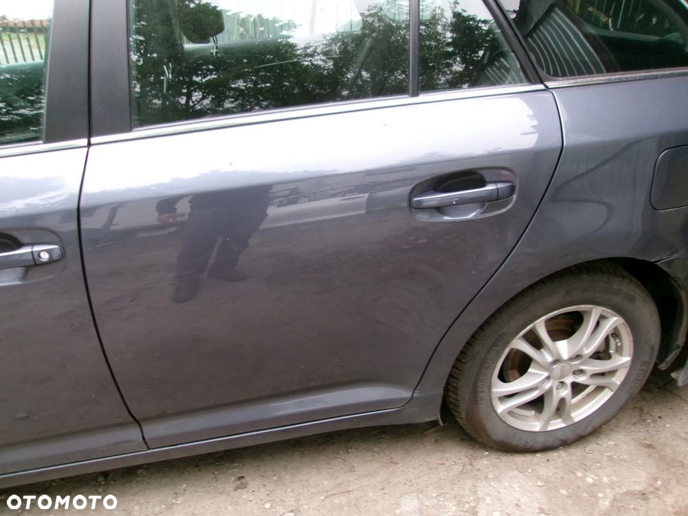 DRZWI LEWY TYŁ TOYOTA AVENSIS T27 09-20 8U5 KOMBI - 1