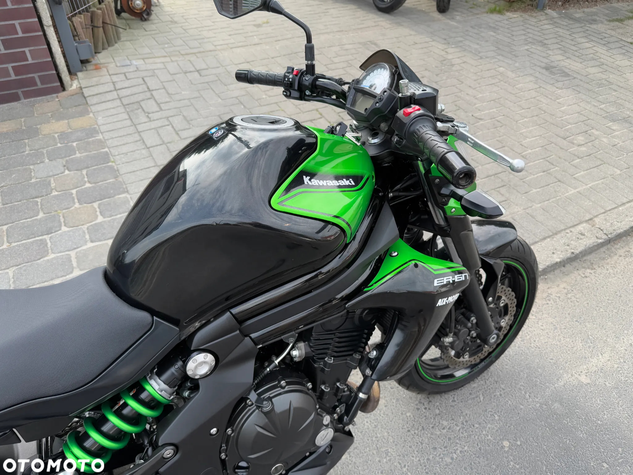 Kawasaki ER - 23