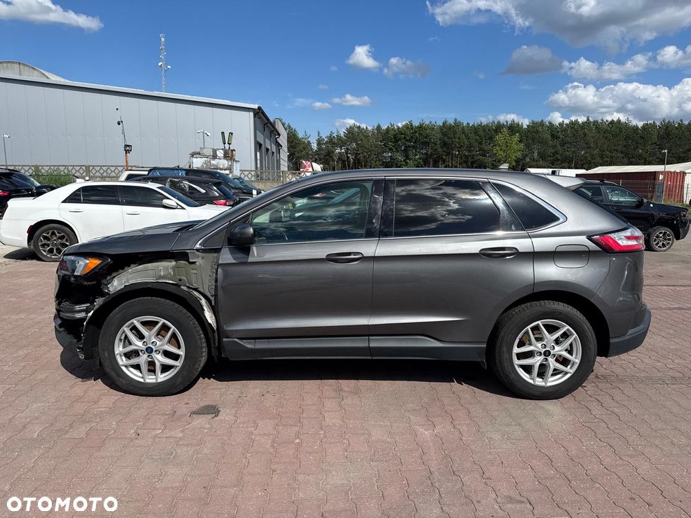 Ford Edge - 15