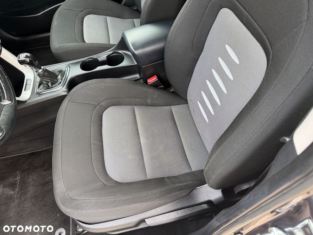 Kia Ceed - 30