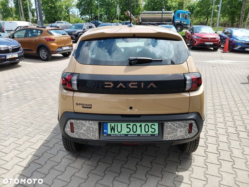 Dacia Spring - 6