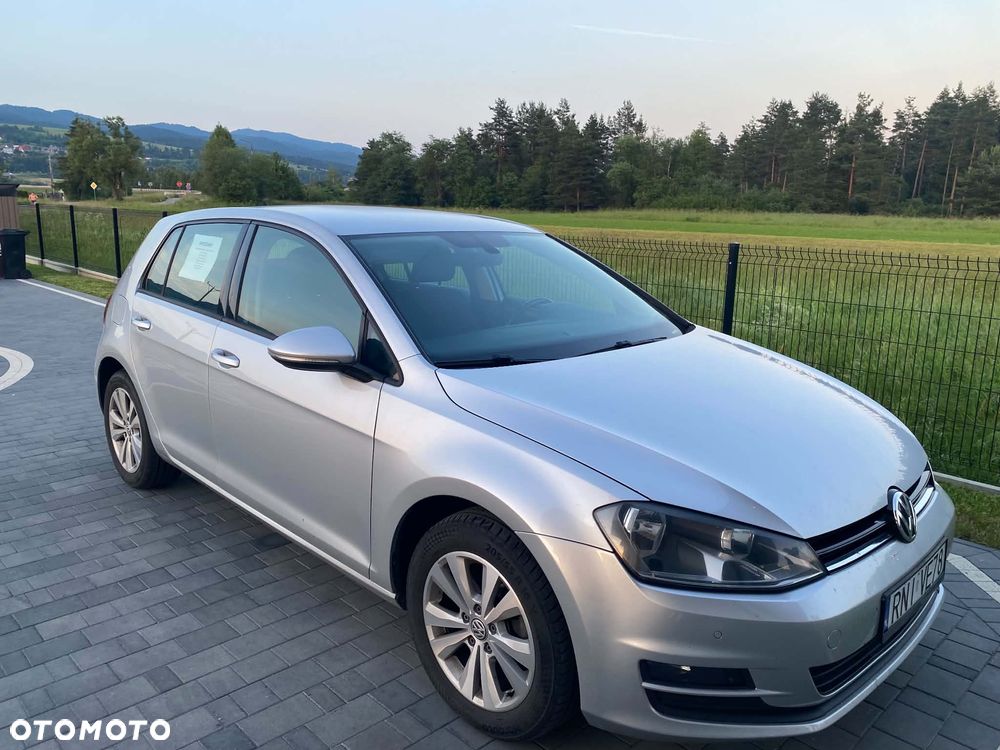 Volkswagen Golf 1.6 TDI BlueMotion Technology Comfortline - 4