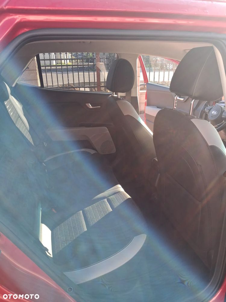 Kia Stonic - 7