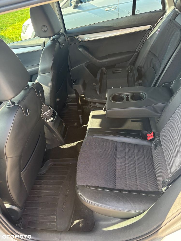 Skoda Octavia 1.8 TSI (Green tec) 4x4 DSG Ambition - 10