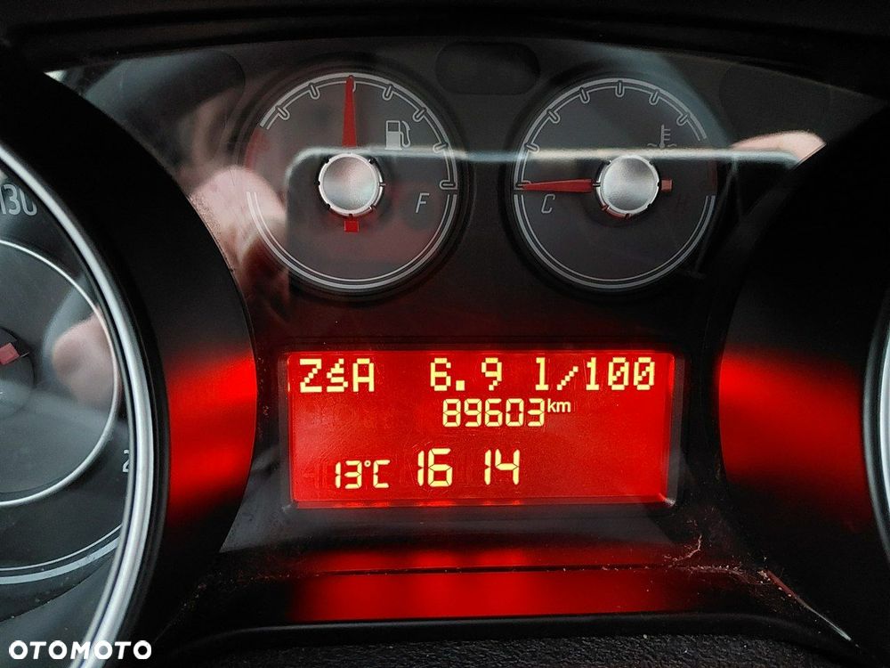 Fiat Punto 1.4 Easy S&S Euro6 - 22