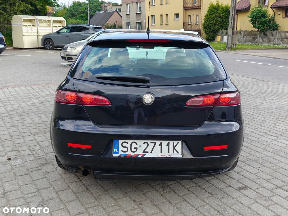 Alfa Romeo 159 1.9 JTDM 8V DPF Distinctive - 29