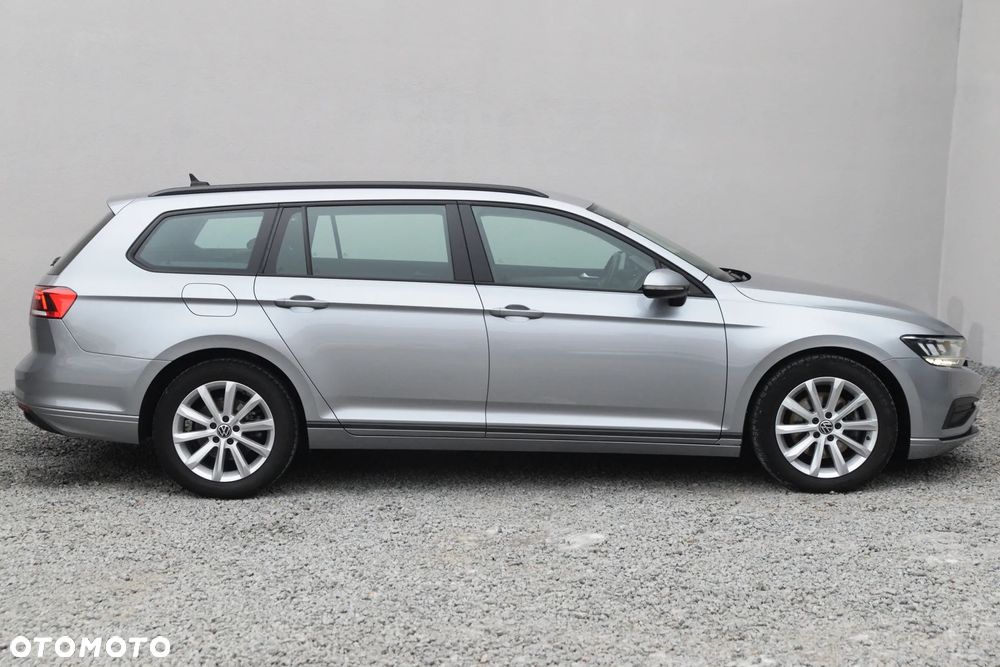 Volkswagen Passat 1.5 TSI EVO Elegance DSG - 26