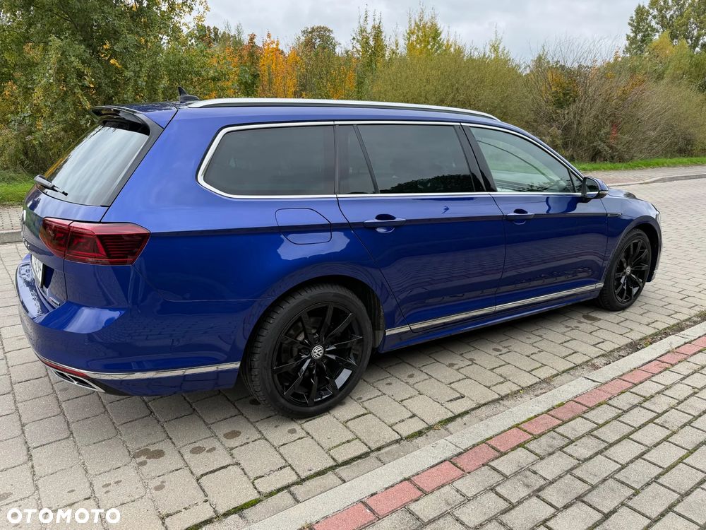 Volkswagen Passat Variant 2.0 TDI SCR DSG 4Motion Business - 12
