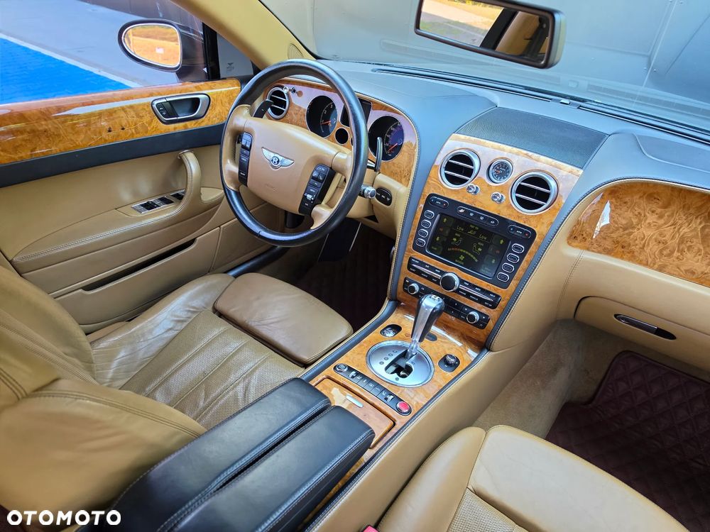 Bentley Flying Spur - 37