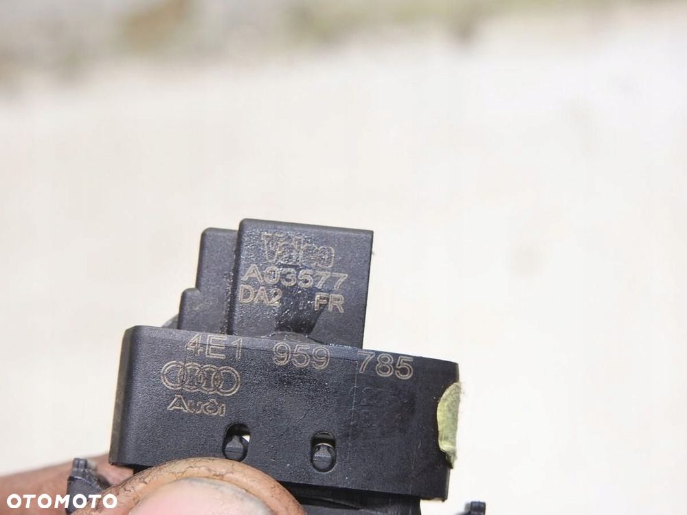 PRZYCISK REGULACJI KANAPY PRAWY TYŁ AUDI A8 D3 4E1959785 - 5