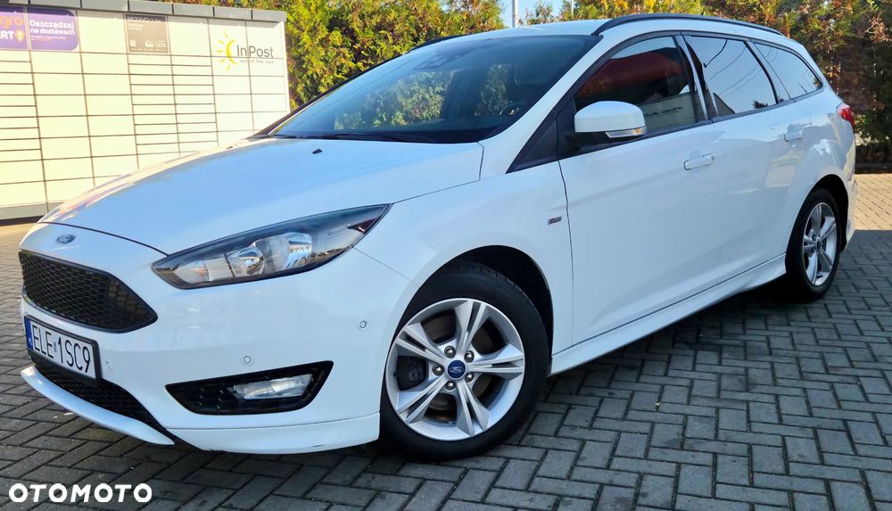 Ford Focus 2017 photo 2