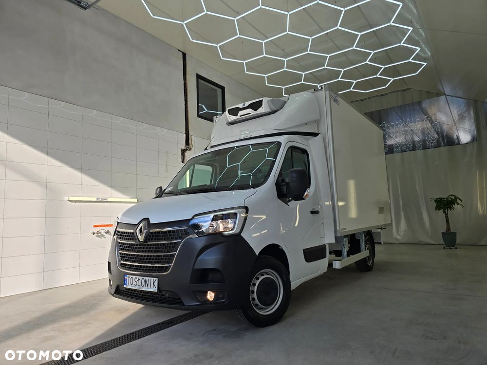 Renault MASTER IGLOOCAR -30*C +25*C ZANOTTI Z350 ŁADOWNOŚĆ 720Kg WZMOCNIONE TYLNE ZWIESZENIE 69 TYŚ Km SERWIS DO OSTATNIEGO Km ASO RENO NA GWARANCJI  BOGATA OPCJA WYPOSAŻENIA FOTEL KIEROWCY PNEŁMATYCZNY TEMPOMAT KLIMA HALOGENY KAMERA COFANIA SALON PL STAN NOWY NOWY NOWY - 9