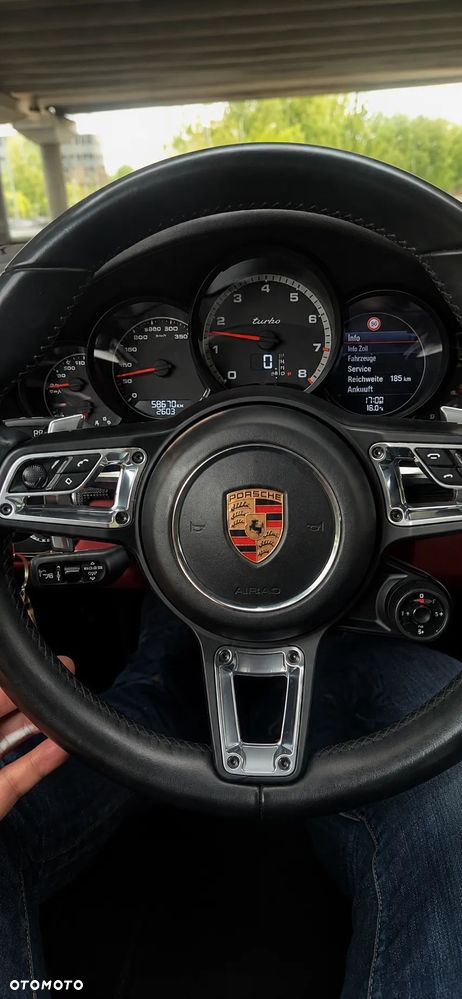 Porsche 911 - 8