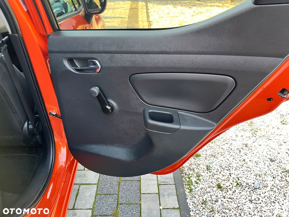 Nissan Micra 1.0 IG-T Visia+ - 32