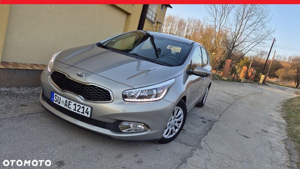 Kia Ceed 1.6 GDI ISG Spirit - 1