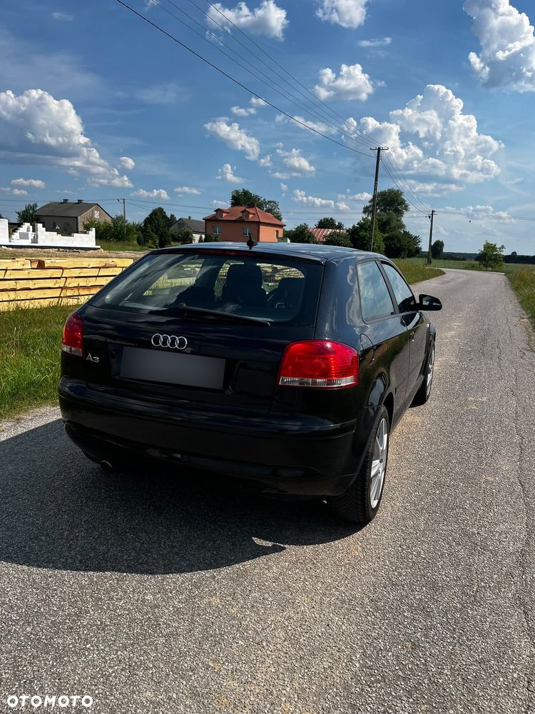 Audi A3 3-drzwiowe 1.6 Ambition - 3