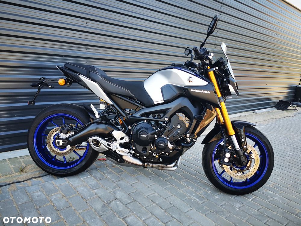 Yamaha MT - 2